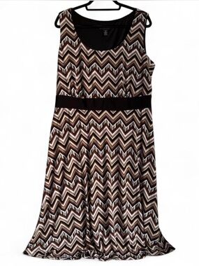 R&M Richards Black and Brown Chevron Midi Dress
